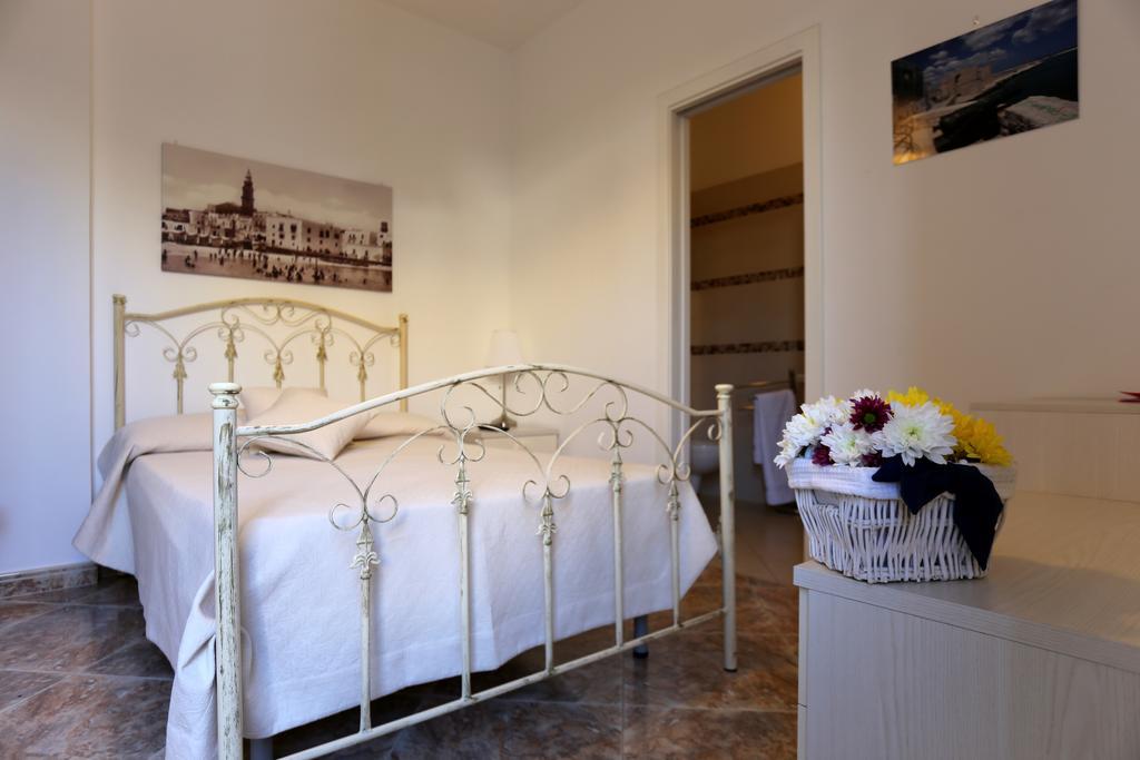 Bed and Breakfast Io Resto Qui Монополі Номер фото
